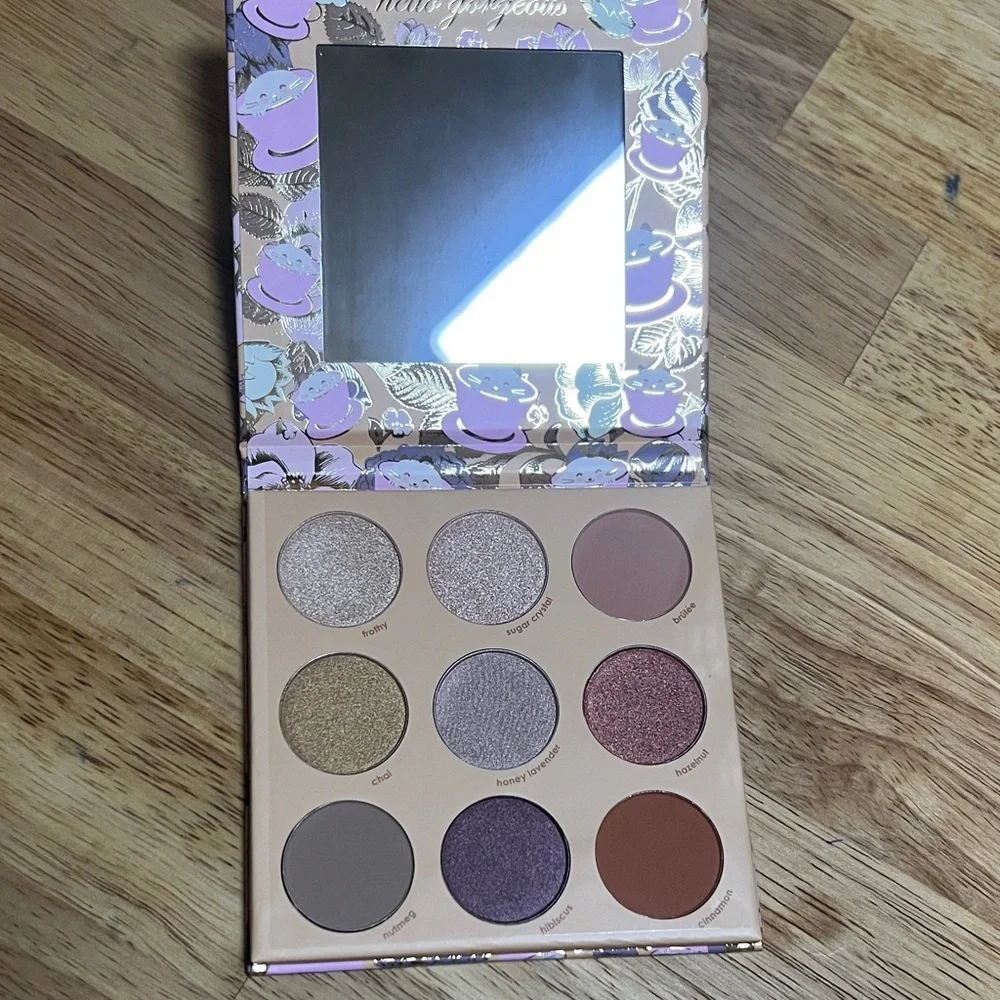 WINKY LUX Latte Kitten Palette - Purple and Gold